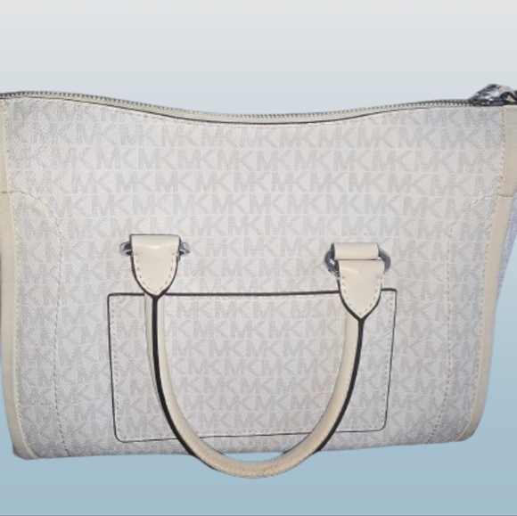 Michael Michael Kors' Carine satchel - Picture 2 of 16